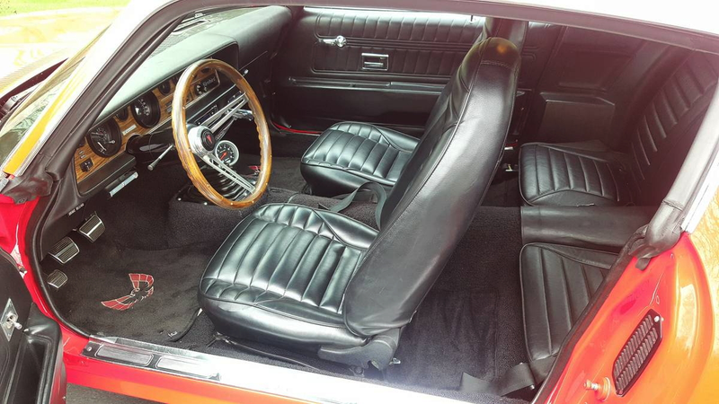 Illustration for article titled For $34,999, Could This 1971 Pontiac Firebird Formula 455 Make You The Biggest On The Block?